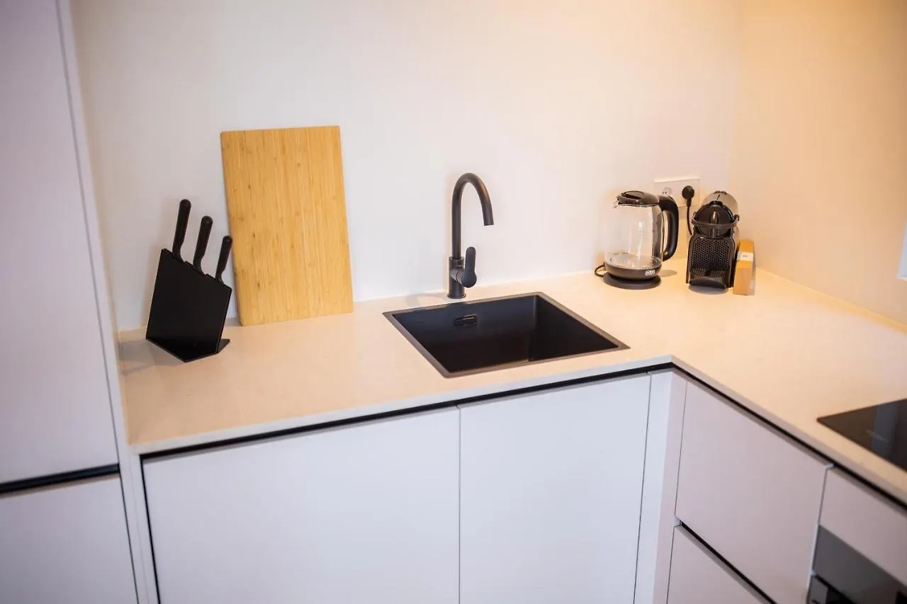 Happily 2 Bedroom Serviced Apartment 75M2 -Nb306H- Rotterdam