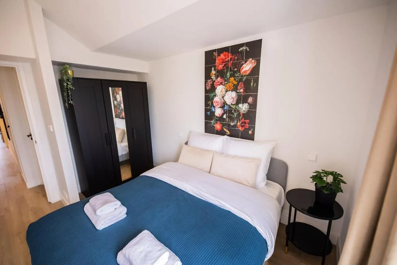 Happily 2 Bedroom Serviced Apartment 75M2 -Nb306H- Rotterdam Netherlands